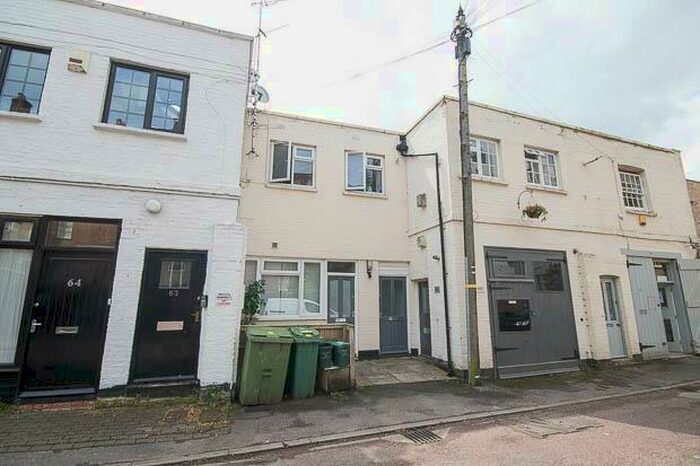 1 Bedroom Flat To Rent In Lansdown Crescent Lane, Cheltenham, GL50