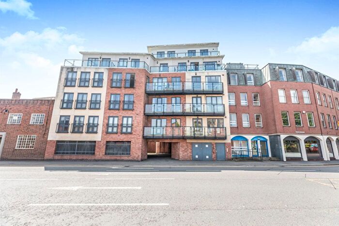 2 Bedroom Flat To Rent In Sansome Street, Worcester, WR1