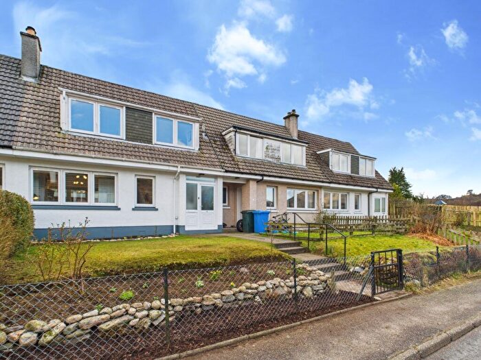 2 Bedroom Terraced House For Sale In Glenview, Dalmally, Argyll, PA33