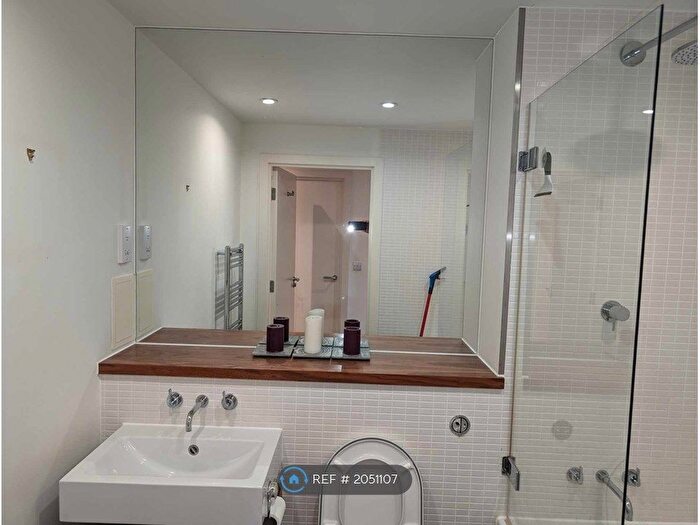 1 Bedroom Flat To Rent In Tiltman Place, London, N7
