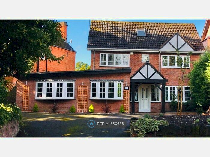 6 Bedroom Detached House To Rent In Old Warwick Road, Solihull, B92