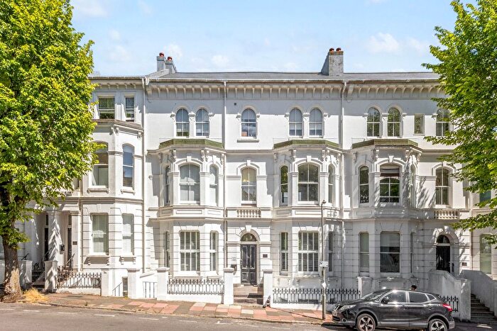 2 Bedroom Flat For Sale In Buckingham Road, Brighton, East Sussex, BN1 - Photo 1
