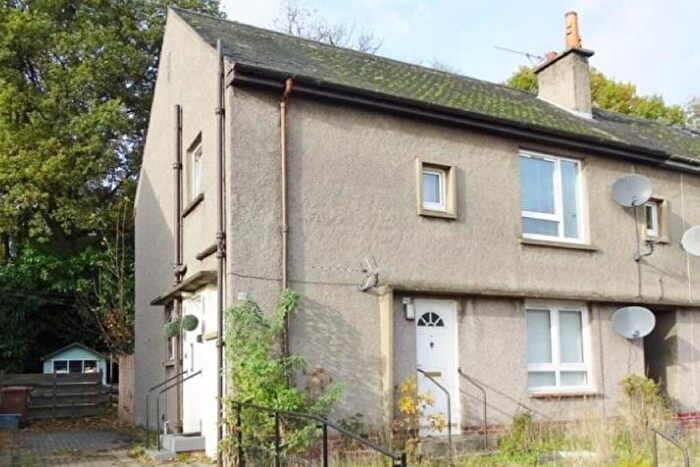 2 Bedroom Flat To Rent In Gean Road, Alloa, FK10