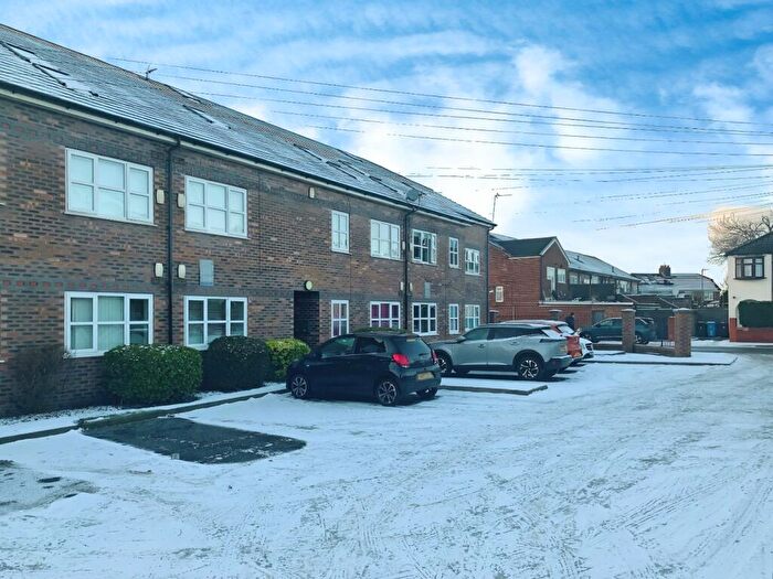 2 Bedroom Apartment For Sale In Wallace Drive, Liverpool, Merseyside, L36