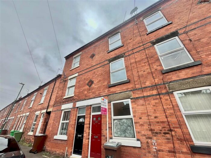 3 Bedroom Property To Rent In Vernon Avenue, Old Basford, Nottingham, NG6