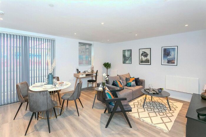 2 Bedroom Flat To Rent In Taylor Point, 47 St Johns Road, Watford WD17