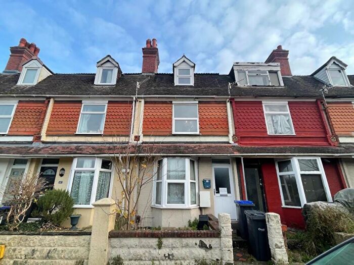 2 Bedroom Maisonette To Rent In Rampart Road, Salisbury, SP1