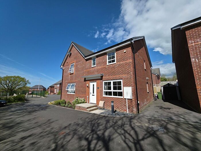 3 Bedroom Semi-Detached House For Sale In Clos Morfa Heli, Loughor, Swansea., SA4