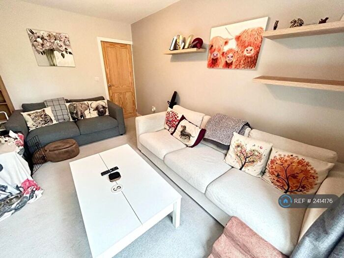 3 Bedroom Terraced House To Rent In Manor Park Crescent, Sheffield, S2