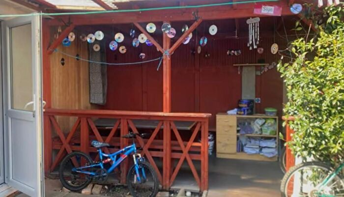 Studio To Rent In St. Leonards Gardens, Hounslow, London, TW5