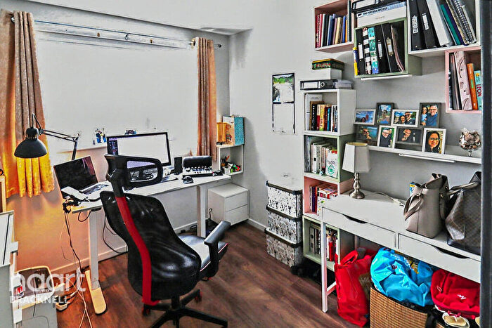 3 Bedroom End Of Terrace House For Sale In Crossfell, Bracknell, RG12