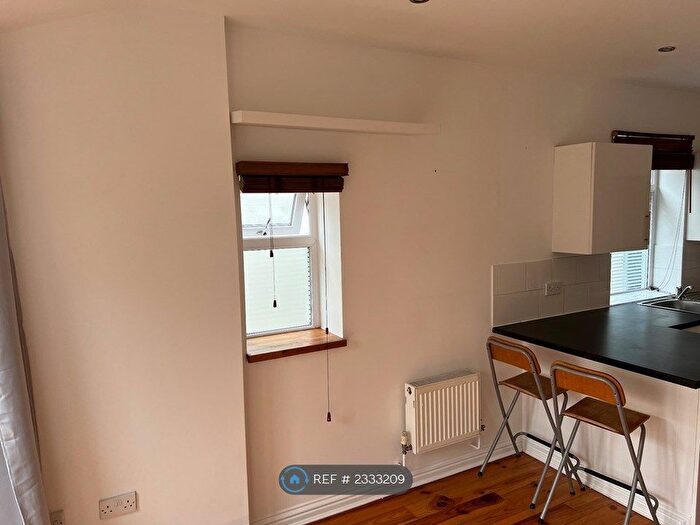 1 Bedroom Maisonette To Rent In Sefton Park Road, Bristol, BS7