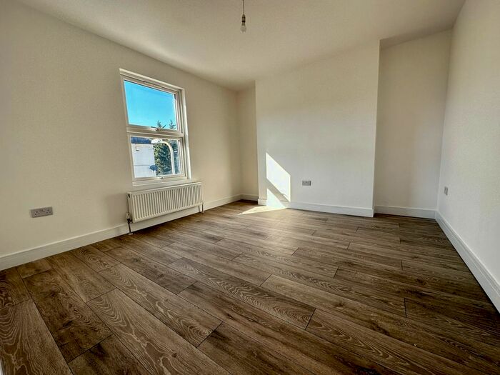 1 Bedroom Property To Rent In Albion Road, Gravesend, Kent, DA12