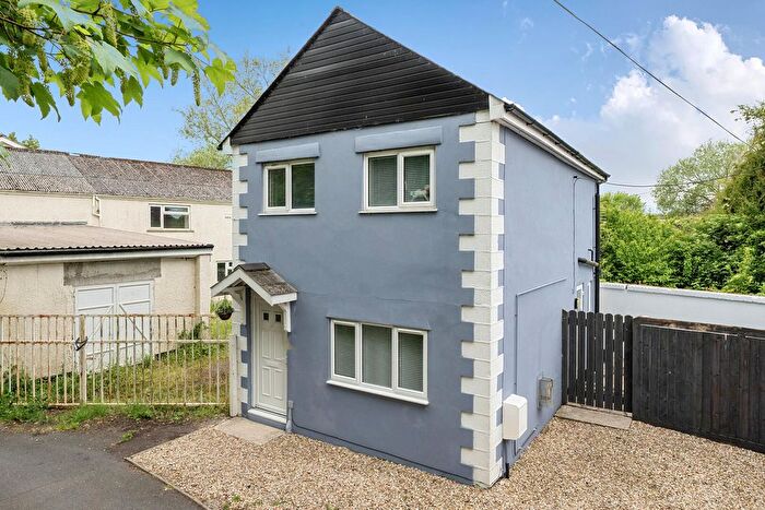 2 Bedroom Detached House For Sale In Vale Lane, Axminster, EX13