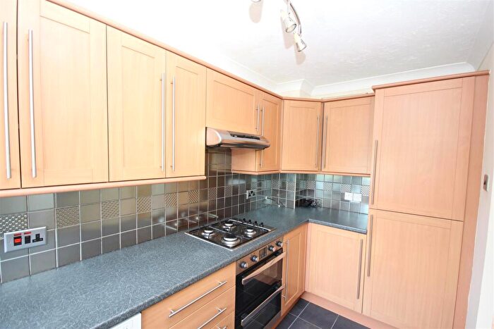 2 Bedroom Semi-Detached House To Rent In Knotgrass Road, Locks Heath, Southampton, SO31