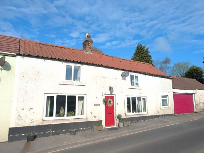 3 Bedroom Semi-Detached House For Sale In Scarborough Road, Langtoft, Driffield, YO25