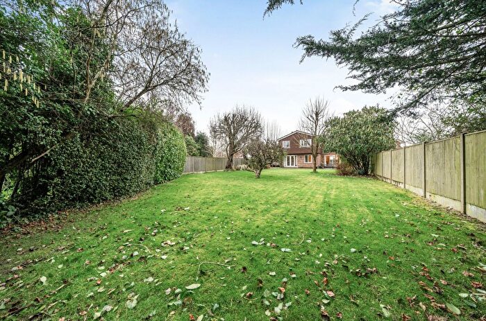 4 Bedroom Detached House For Sale In Broad Road, Hambrook, PO18