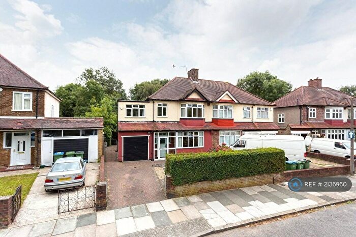 6 Bedroom Semi-Detached House To Rent In Restons Crescent, Avery Hill, SE9