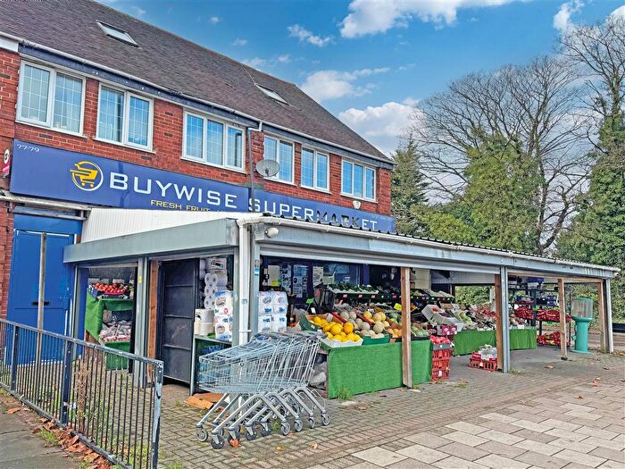 4 Bedroom Commercial Property For Sale In Yardley Road, Acocks Green, Birmingham, B27