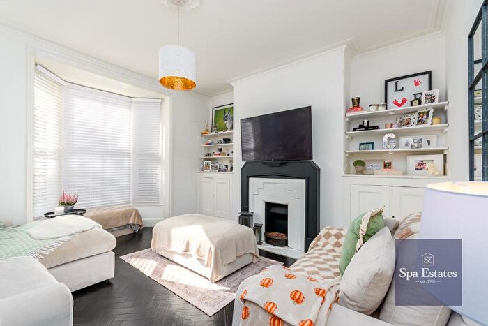 2 Bedroom Terraced House For Sale In Broad Street, Warwick, CV34