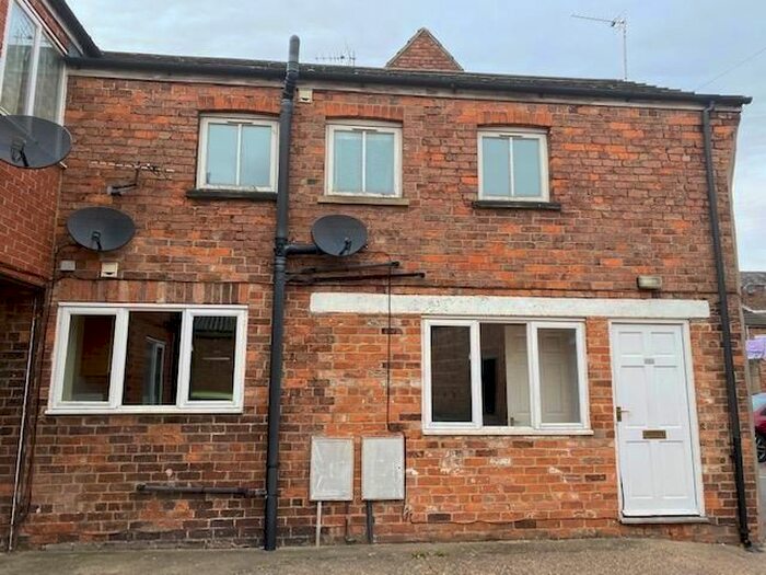 2 Bedroom Semi-Detached House To Rent In Queen Street, Louth, LN11