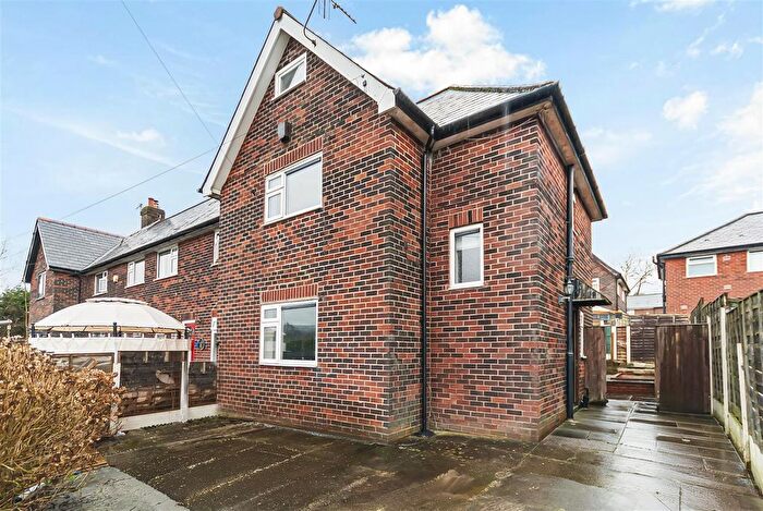 3 Bedroom Property For Sale In Fern Street, Ramsbottom, Bury, BL0