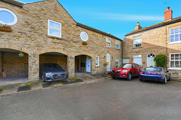 1 Bedroom Flat To Rent In High Street, Bollington, Macclesfield, SK10