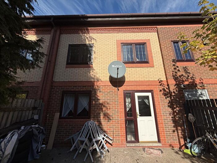 1 Bedroom Flat For Sale In Argyle Court, Nottingham, Nottinghamshire, NG7