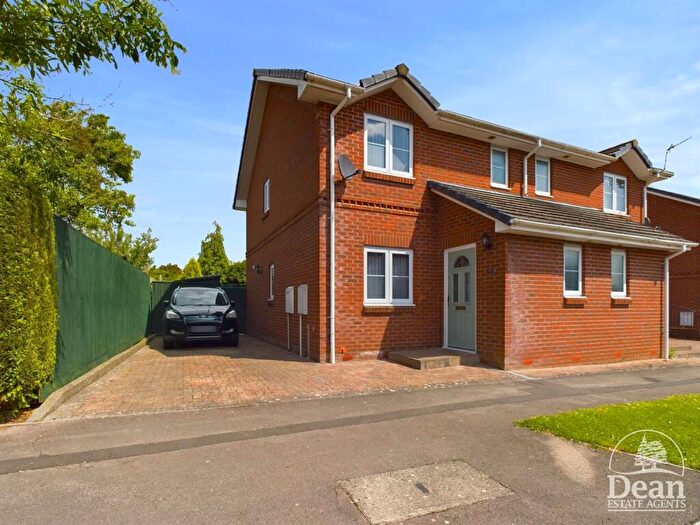 3 Bedroom Semi Detached House For Sale In Summerleaze, Lydney, GL15