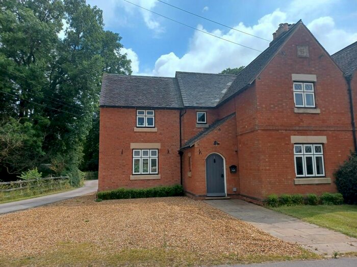 3 Bedroom Semi-Detached House To Rent In Hall Estate, Hoar Cross, Burton-On-Trent, DE13