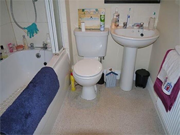 1 Bedroom Flat To Rent In Jennings Court Market Harborough Leics, LE16