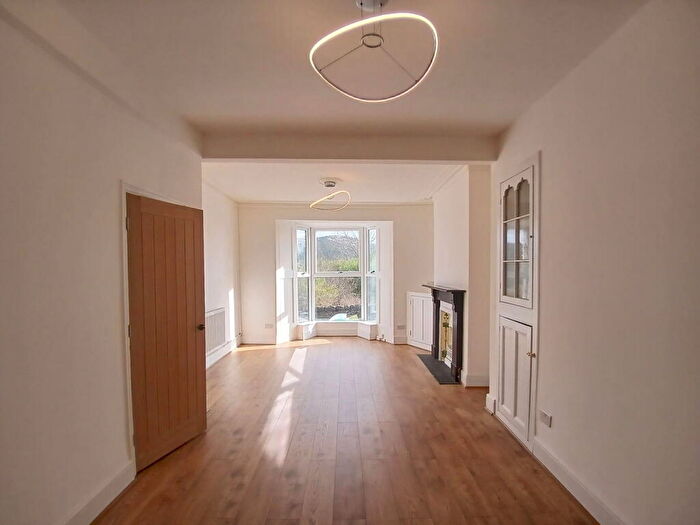 3 Bedroom Terraced House For Sale In Seaview Terrace, Swansea, SA1