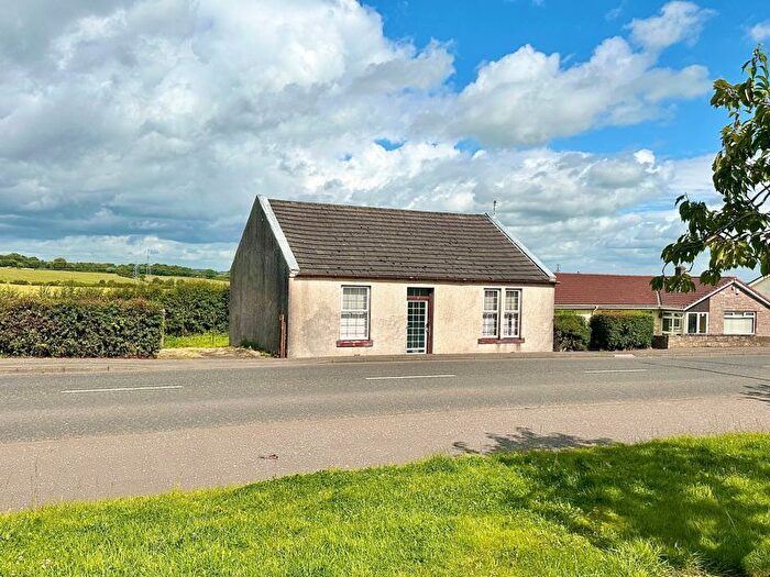 3 Bedroom Detached Bungalow For Sale In Hillhead, Coylton, Ayr, KA6