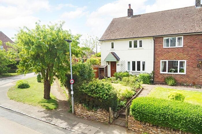 4 Bedroom Semi-Detached House For Sale In West Street, Northampton, NN6