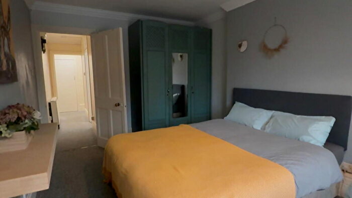 2 Bedroom Flat For Sale In Flat C, Grimston Ave, Folkestone, CT20