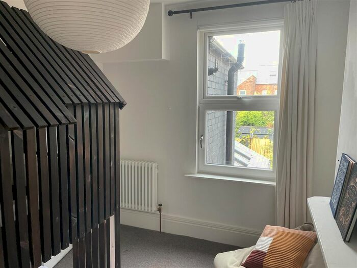 3 Bedroom Semi-Detached House To Rent In Knighton Church Road, Leicester, LE2