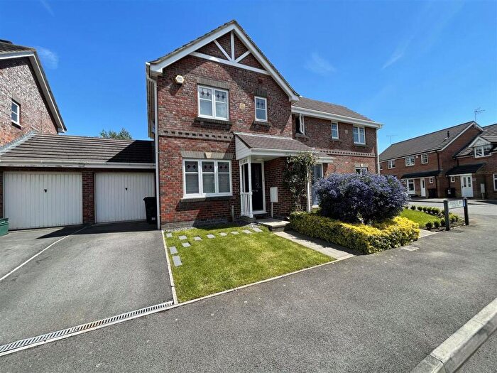 3 Bedroom Property To Rent In Tunbridge Way, Emersons Green, BS16