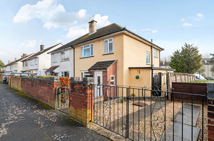 3 Bedroom Semi-Detached House For Sale In Bracegirdle Road, Headington, Oxford, OX3