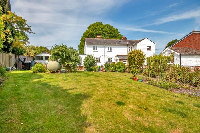 4 Bedroom Semi-detached House For Sale In Whites Cottages, Church Road, Kilndown, Kent, TN17
