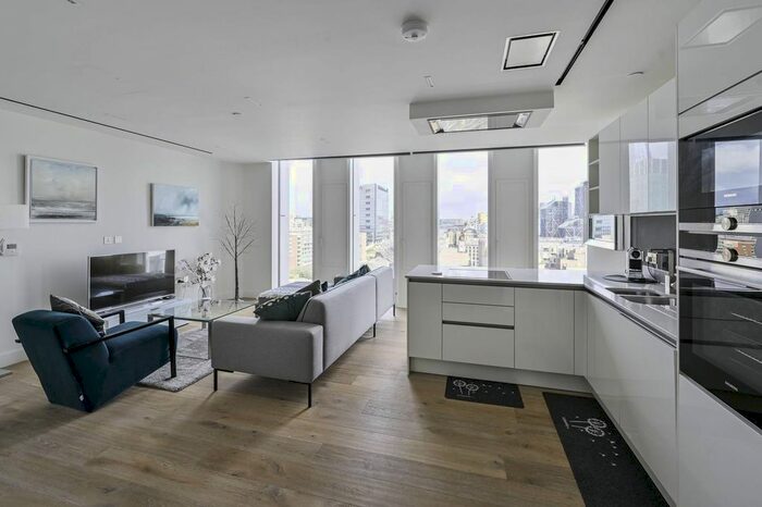 3 Bedroom Flat For Sale In Union Street, Southwark, London, SE1