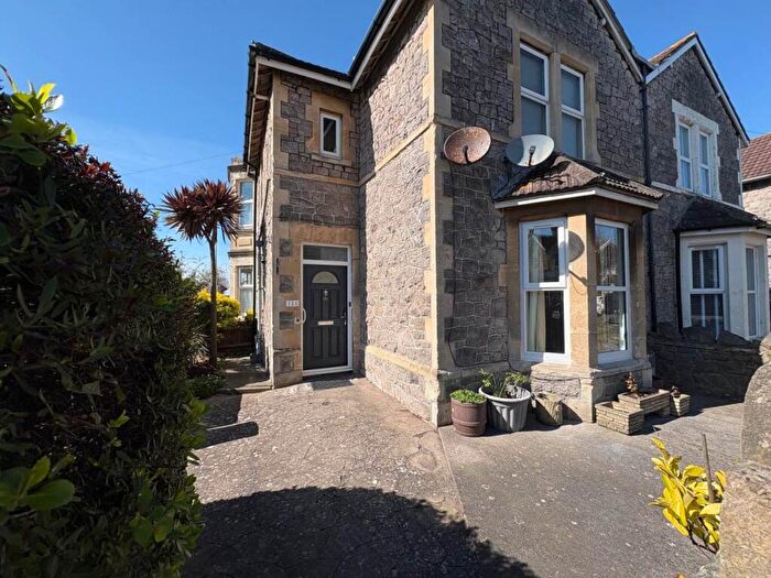 1 Bedroom Flat To Rent In Whitecross Road, Weston-super-Mare, North Somerset, BS23