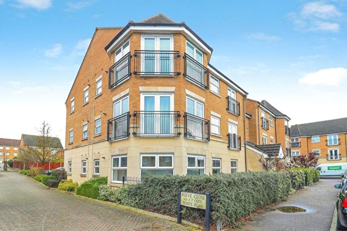 2 Bedroom Apartment For Sale In Reeve Close, Leighton Buzzard, LU7