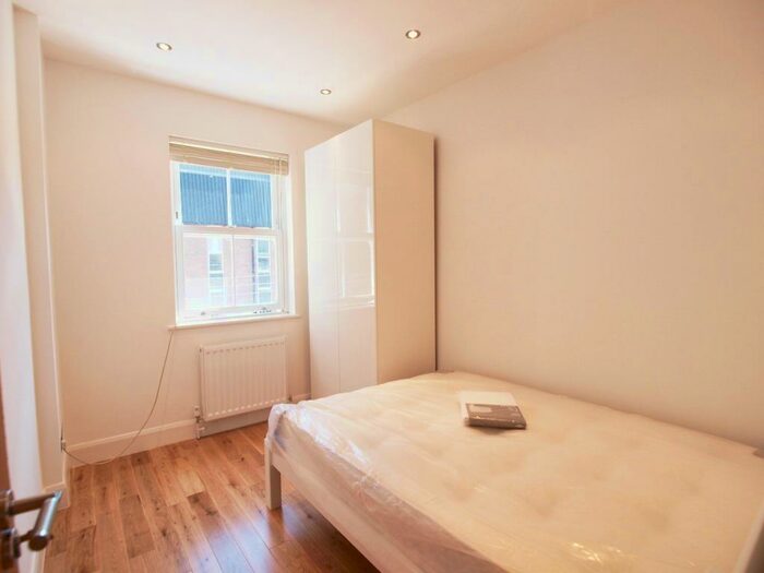 2 Bedroom Flat To Rent In Hornsey Road, Finsbury Park, N19