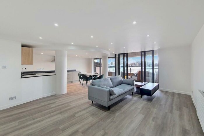 1 Bedroom Apartment To Rent In Merchant Court, Wapping Wall, E1W