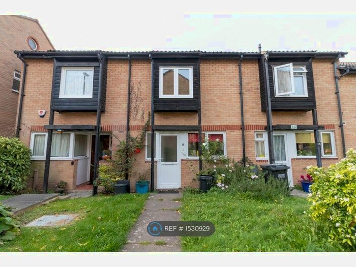 2 Bedroom Terraced House To Rent In Whitmead Close, South Croydon, CR2