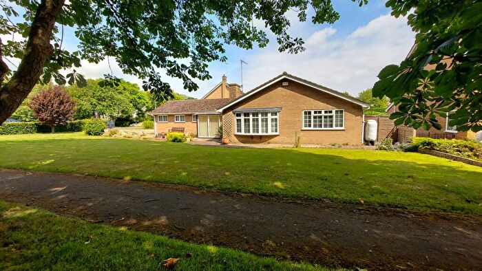 3 Bedroom Bungalow For Sale In Beech Avenue, Bourne, PE10