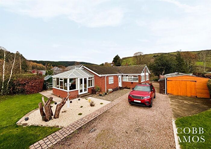 2 Bedroom Bungalow For Sale In Bergamot, Bucknell, SY7