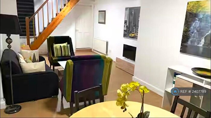 2 Bedroom Terraced House To Rent In Close To Arm With Parking, Cambridge, CB1