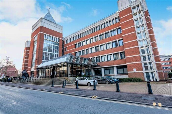 4 Bedroom Flat To Rent In Bedroom Property In Surrey Street, Norwich, NR1