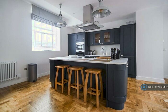 2 Bedroom Flat To Rent In Great Charles Street Queensway, Birmingham, B3